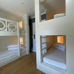 Hostel Lybeer 