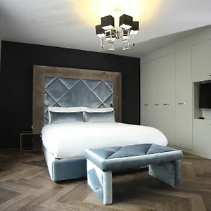 https://aparthotel-limpronta.hotelsghent.com